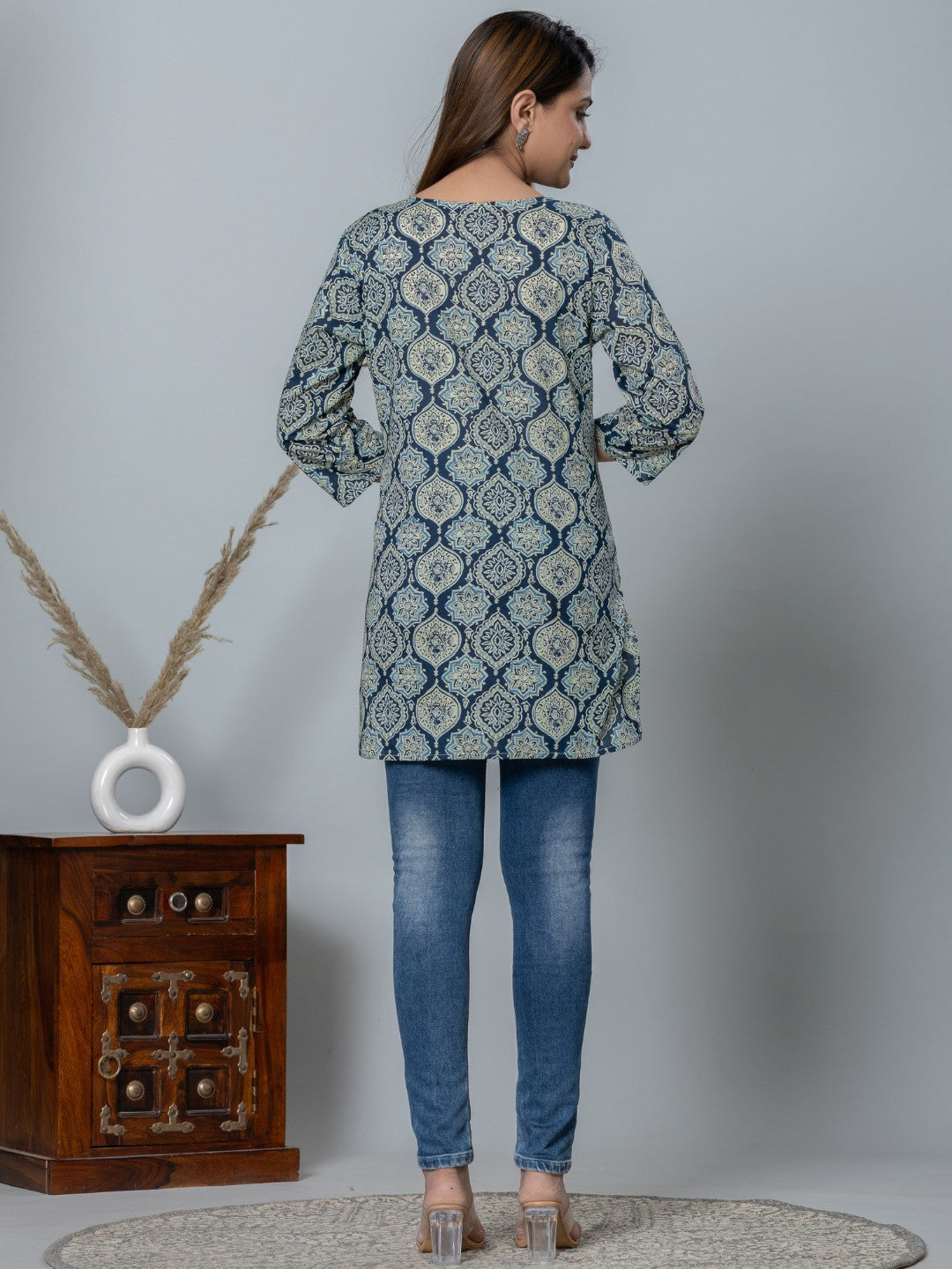 Pure Cotton Hip Length Printed Short kurti / Top (Pack of 3)
