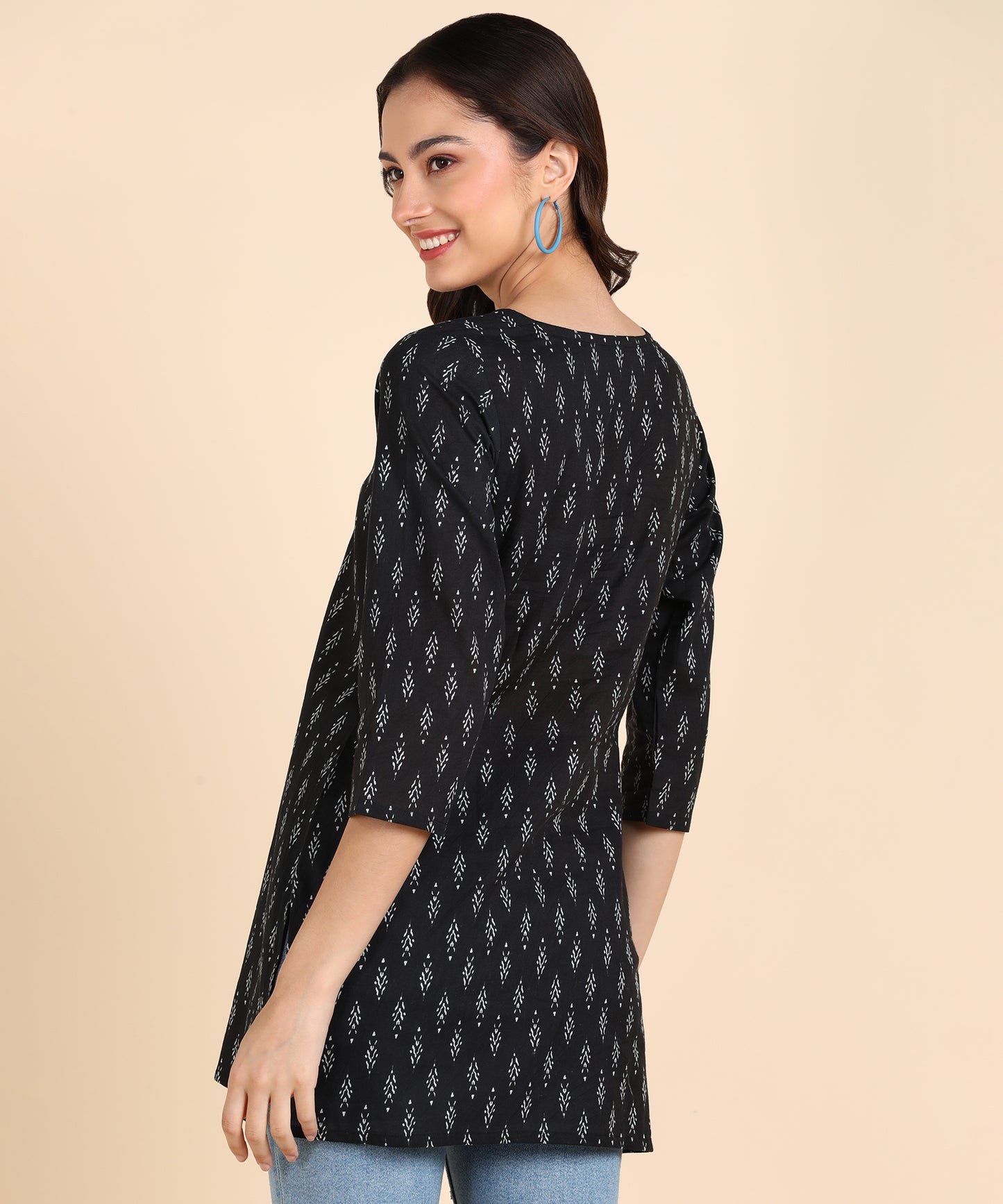 Pure Cotton Hip Length Printed Short kurti / Top (Pack of 3)