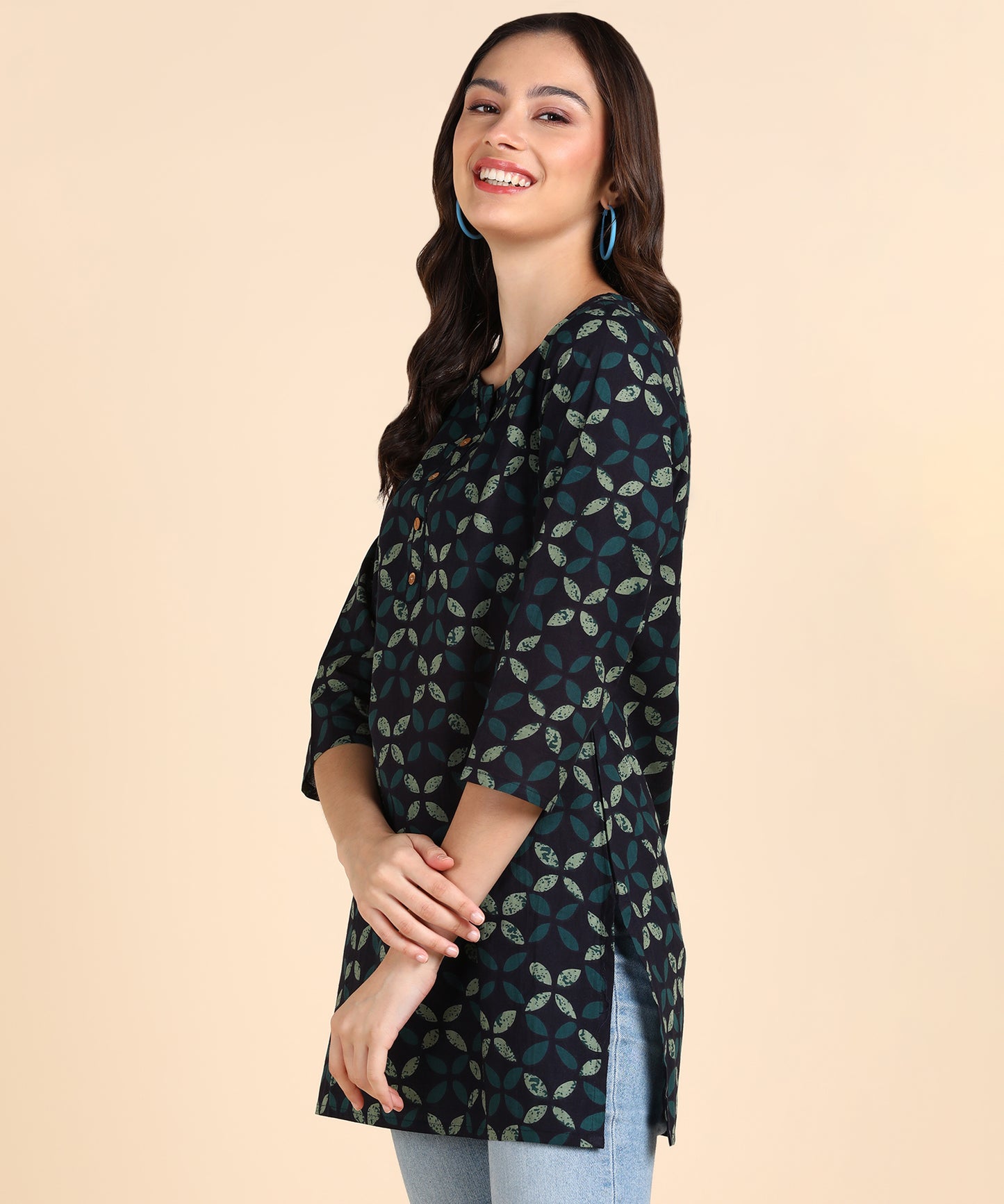 Pure Cotton Hip Length Printed Short kurti / Top (Pack of 3)