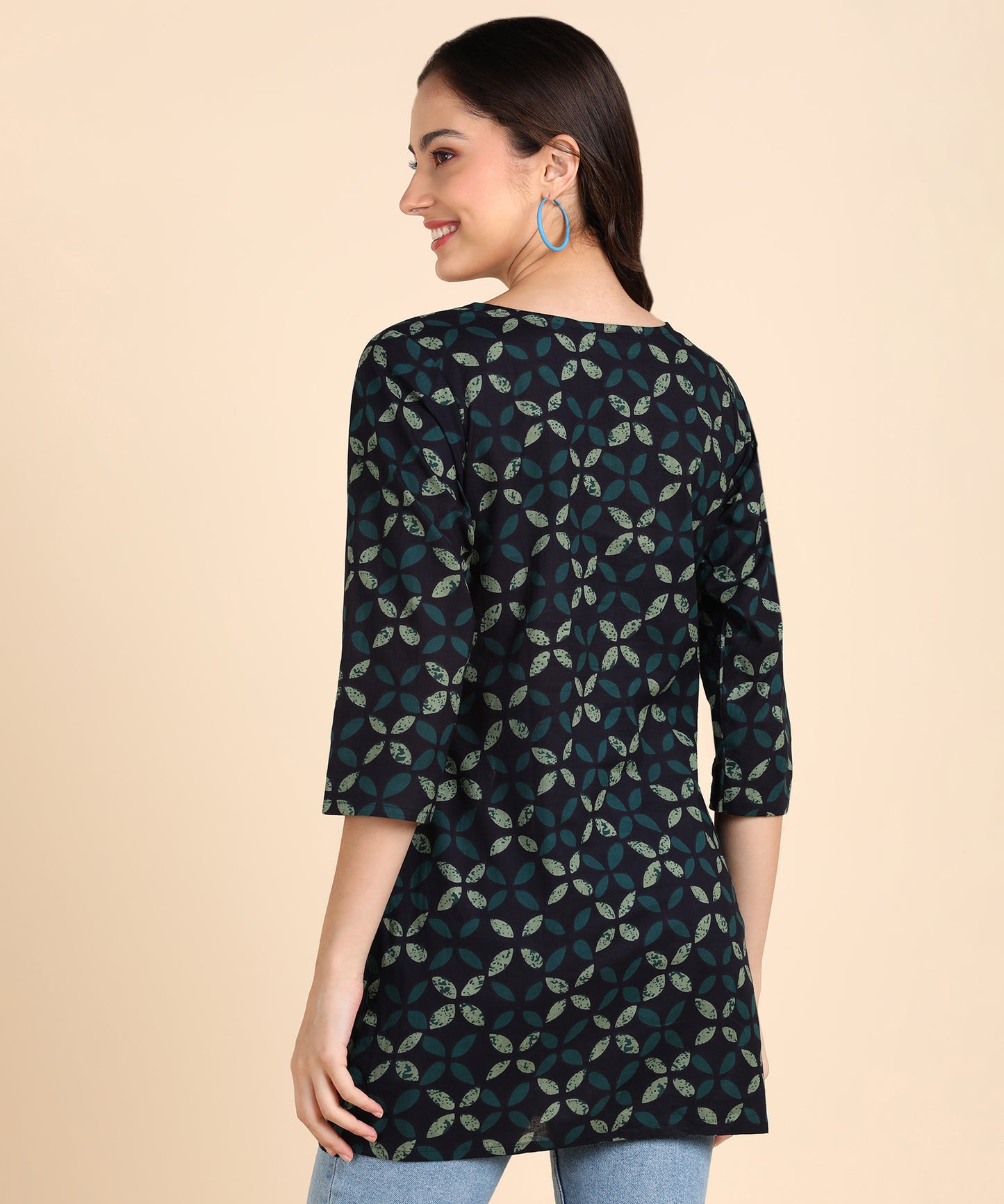 Pure Cotton Hip Length Printed Short kurti / Top (Pack of 3)