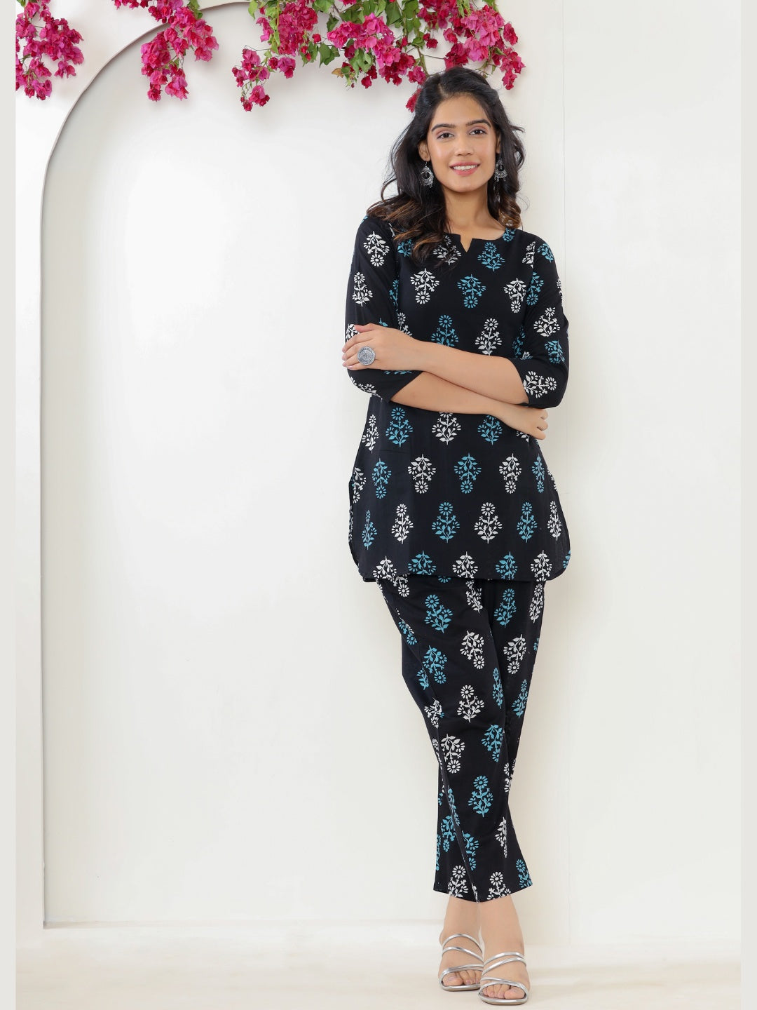 Floral Motif Print Pure Cotton Lounge Set - Black