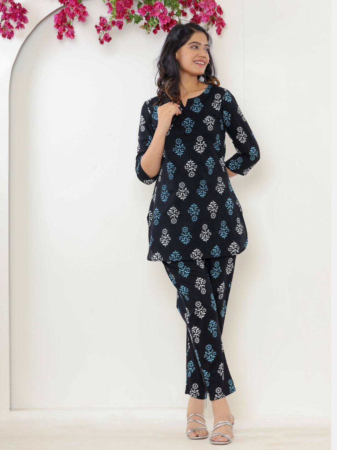 Floral Motif Print Pure Cotton Lounge Set - Black