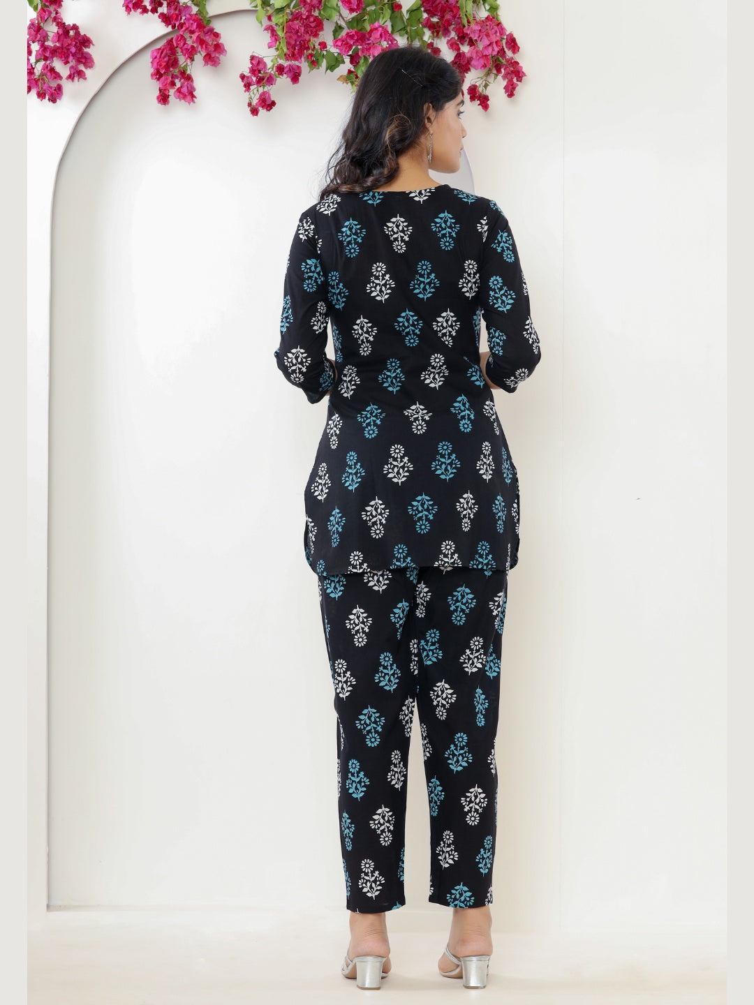 Floral Motif Print Pure Cotton Lounge Set - Black