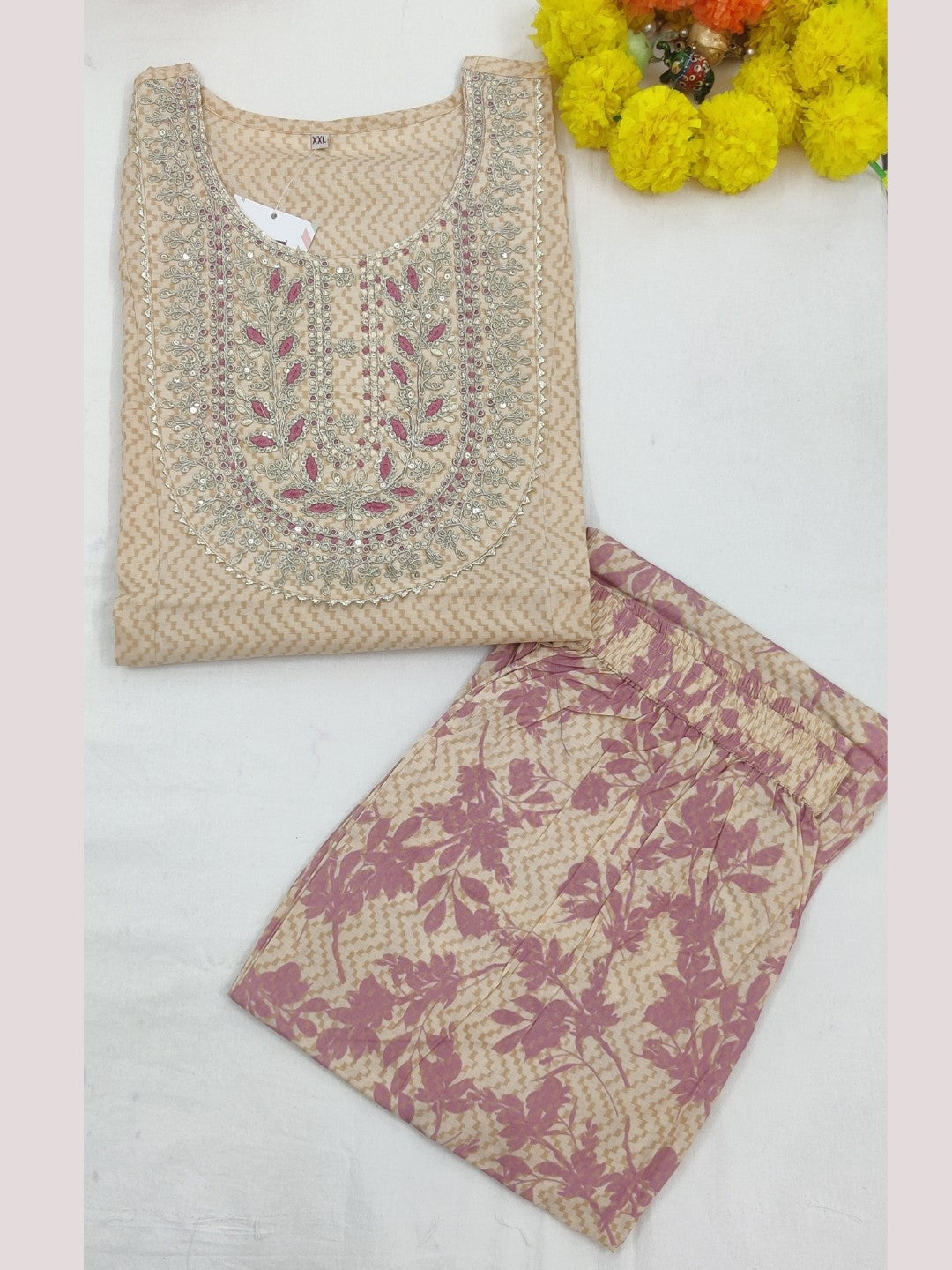 Pure Cotton Chevron Print Embroidered Kurta Pant Set - Pink