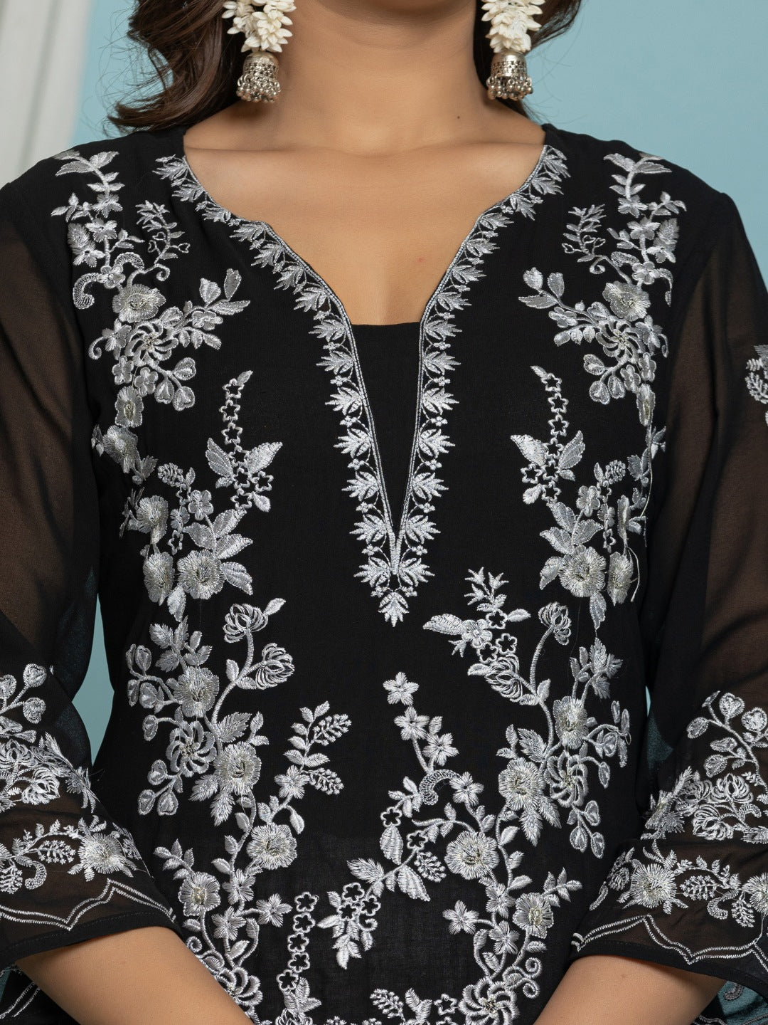 Thread Embroidered Georgette Solid Kurta with Lining - Black