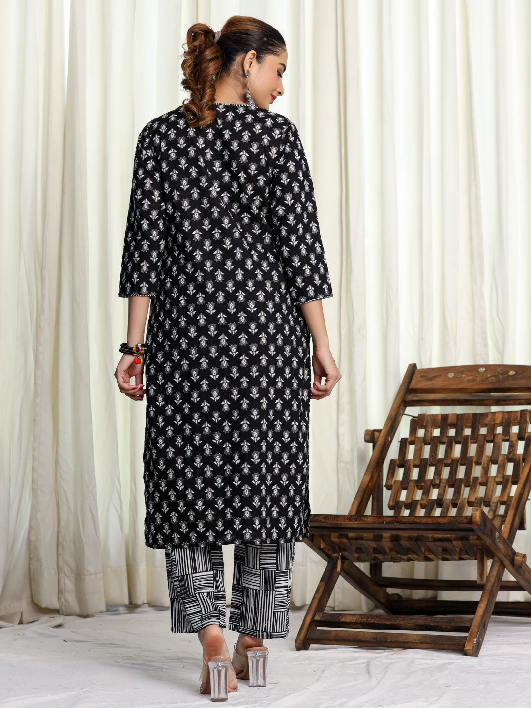 Pure Cotton Printed Kurta Pant Set with HandWork - Black