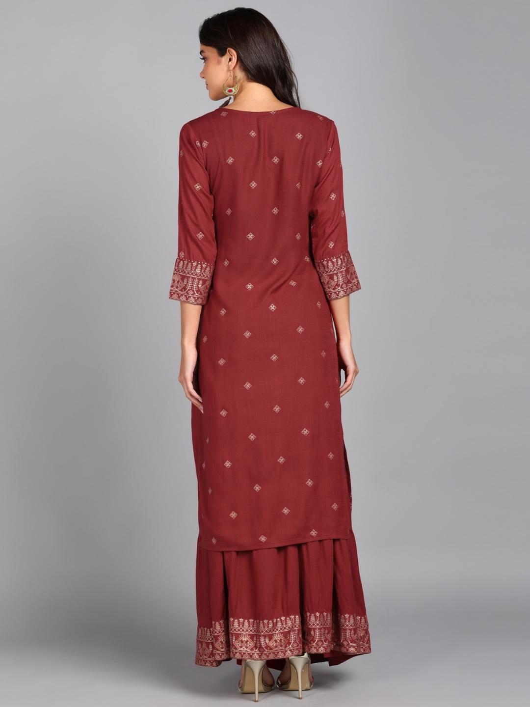 Ethnic Print Embellished Kurta and Skirt Set (Maroon)
