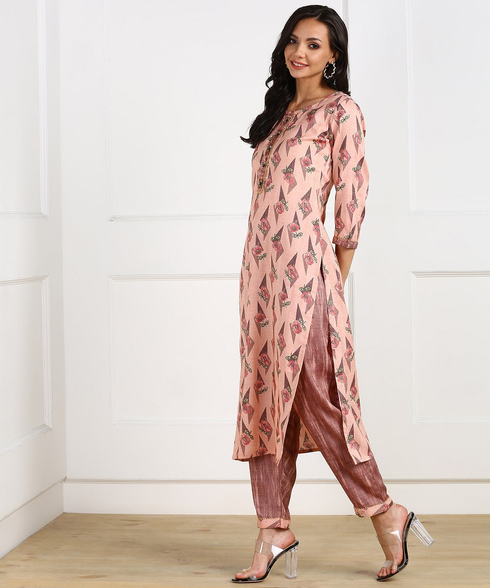 Rayon Muslin Blend Floral Print Kurta Pant Set - Peach