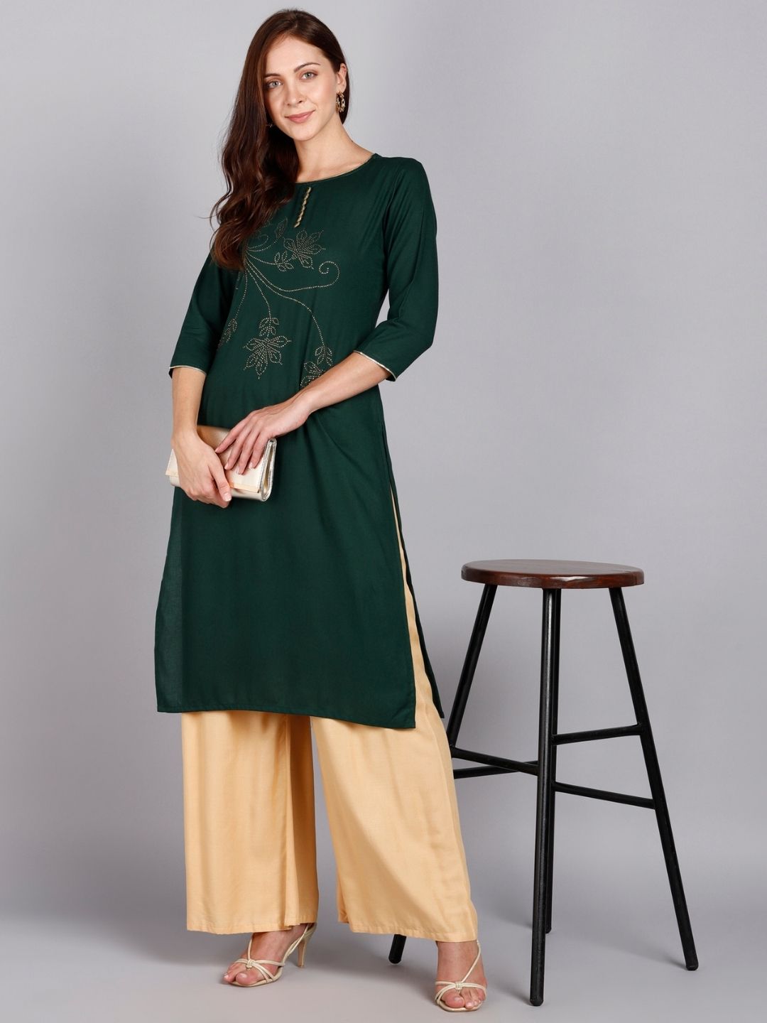 Floral Embellished Solid Kurta - Dark Green