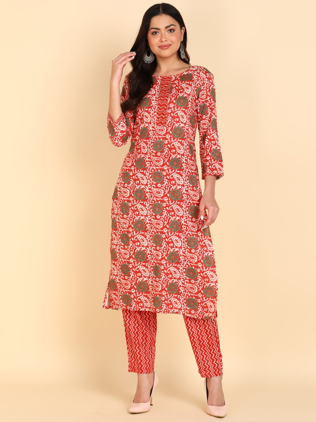 Paisly Print Handwork Kurta Pant Set - Peach