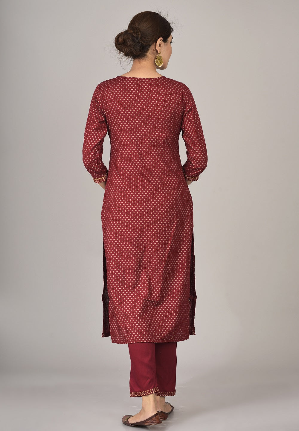 Rayon Thread Embroidered Straight Kurta and Pant Set (Maroon)