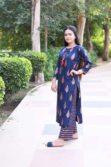 Vedana's Gold Print Kurta Set (Blue)