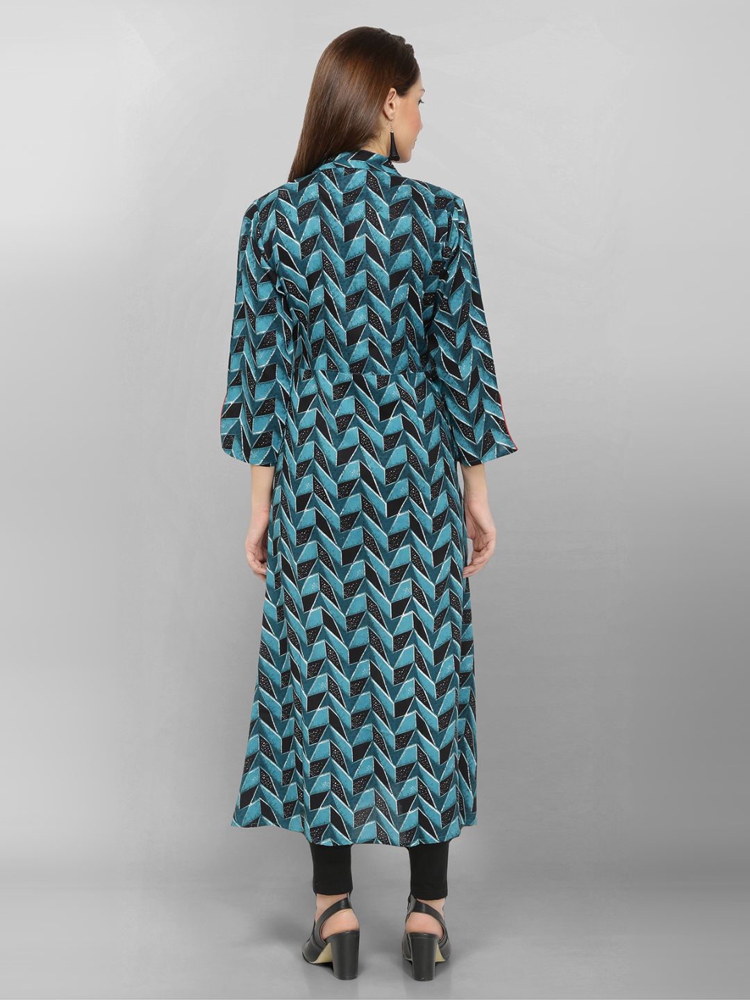 Zig-Zag Zoom: The Teal Geometric Zip Kurta
