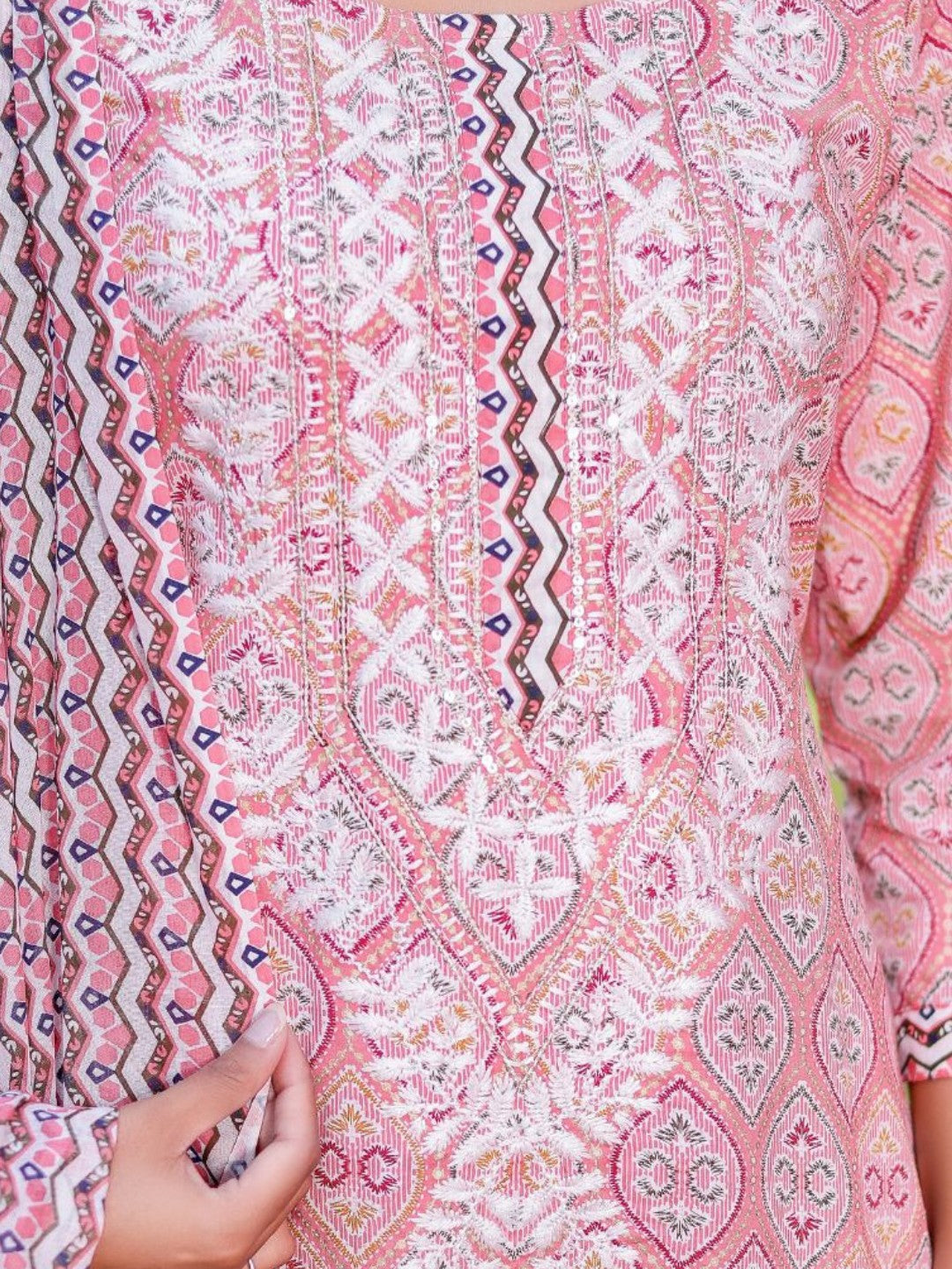 Pure Cotton Floral Print Embroidered Kurta Pant Set - Pink