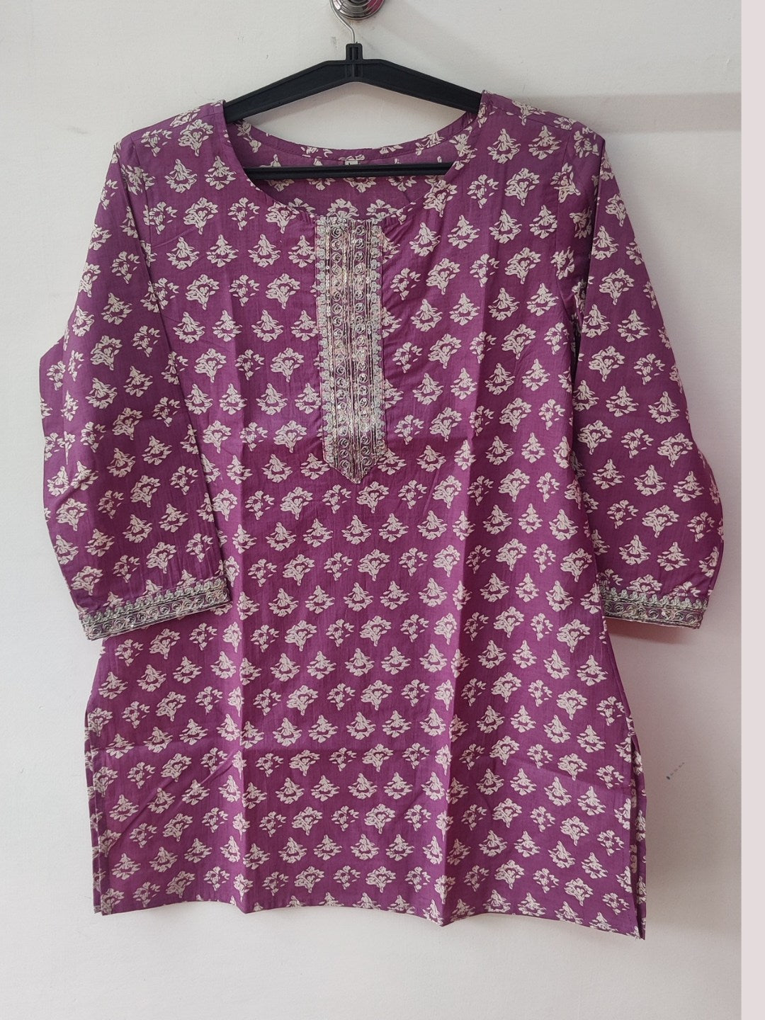 Buy Latest Collection of Kurtis & Tops Ethnic Indian wear and Kurtis & Tops  only at Biba India