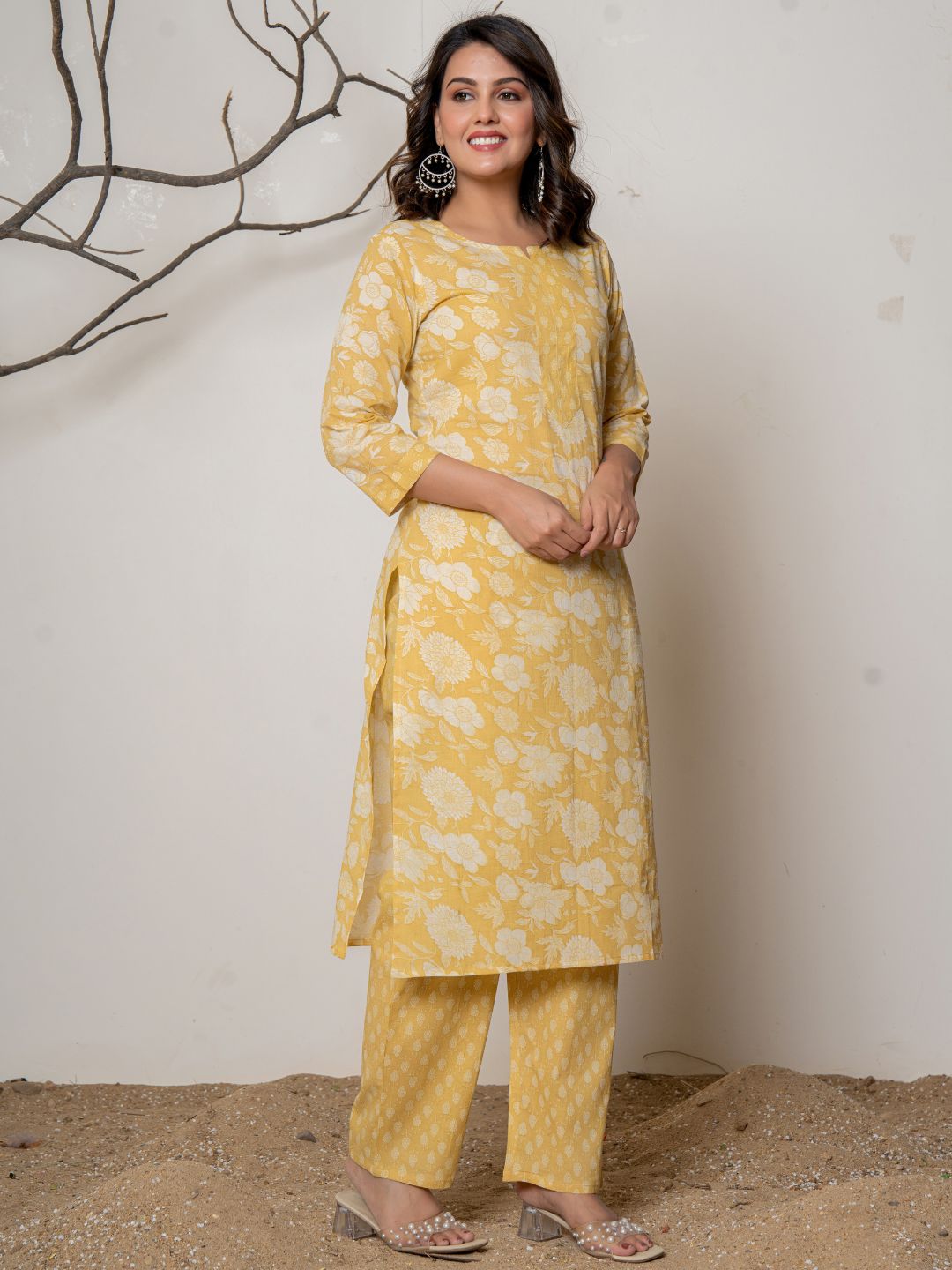 Cotton Printed Floral Print Combination Kurta with Pants Set - Gold