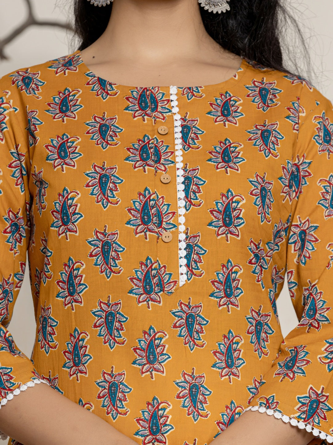 Floral Printed Lace Detail Straight kurta - Mustard