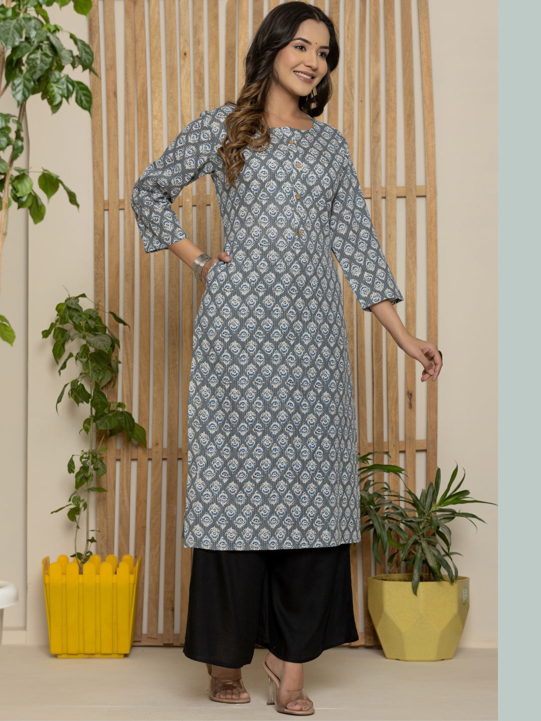 Cotton Katha Printed Straight Round Neck kurta - Grey