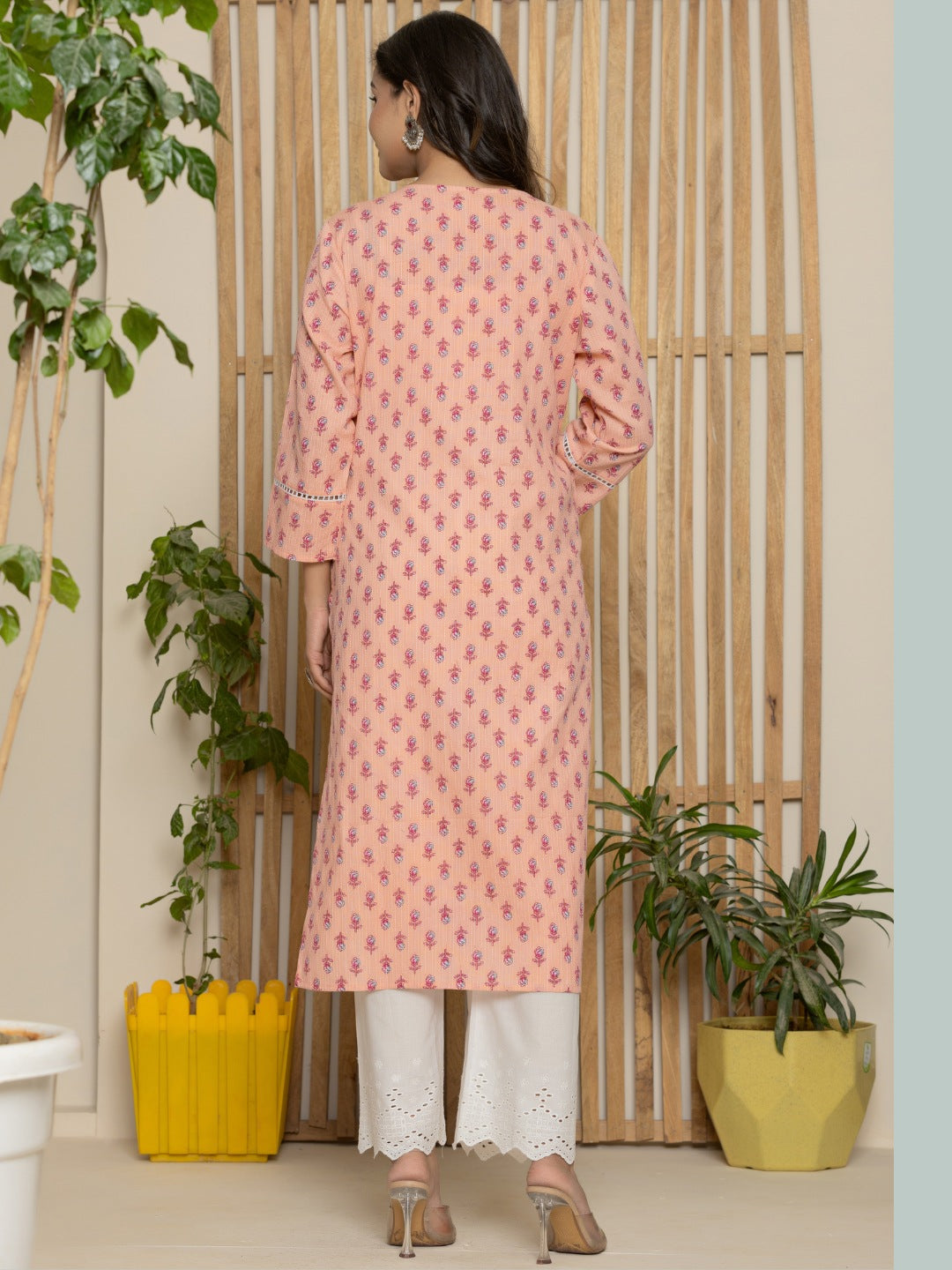 Cotton Katha Printed Straight V neck Kurta - Peach