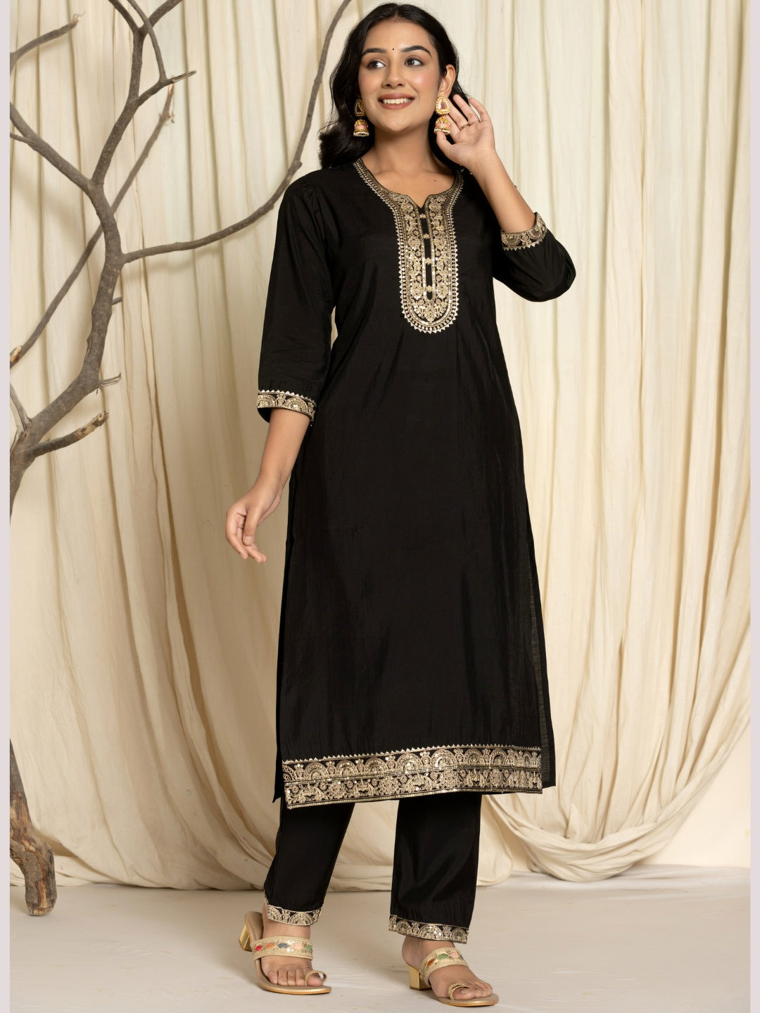 Roman Silk Embroidered Kurta, Pant and Dupatta Set - Black