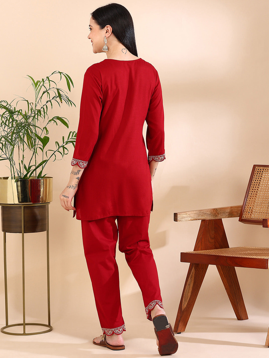 Maroon Muse: The Ultimate Chill-to-Chic Set