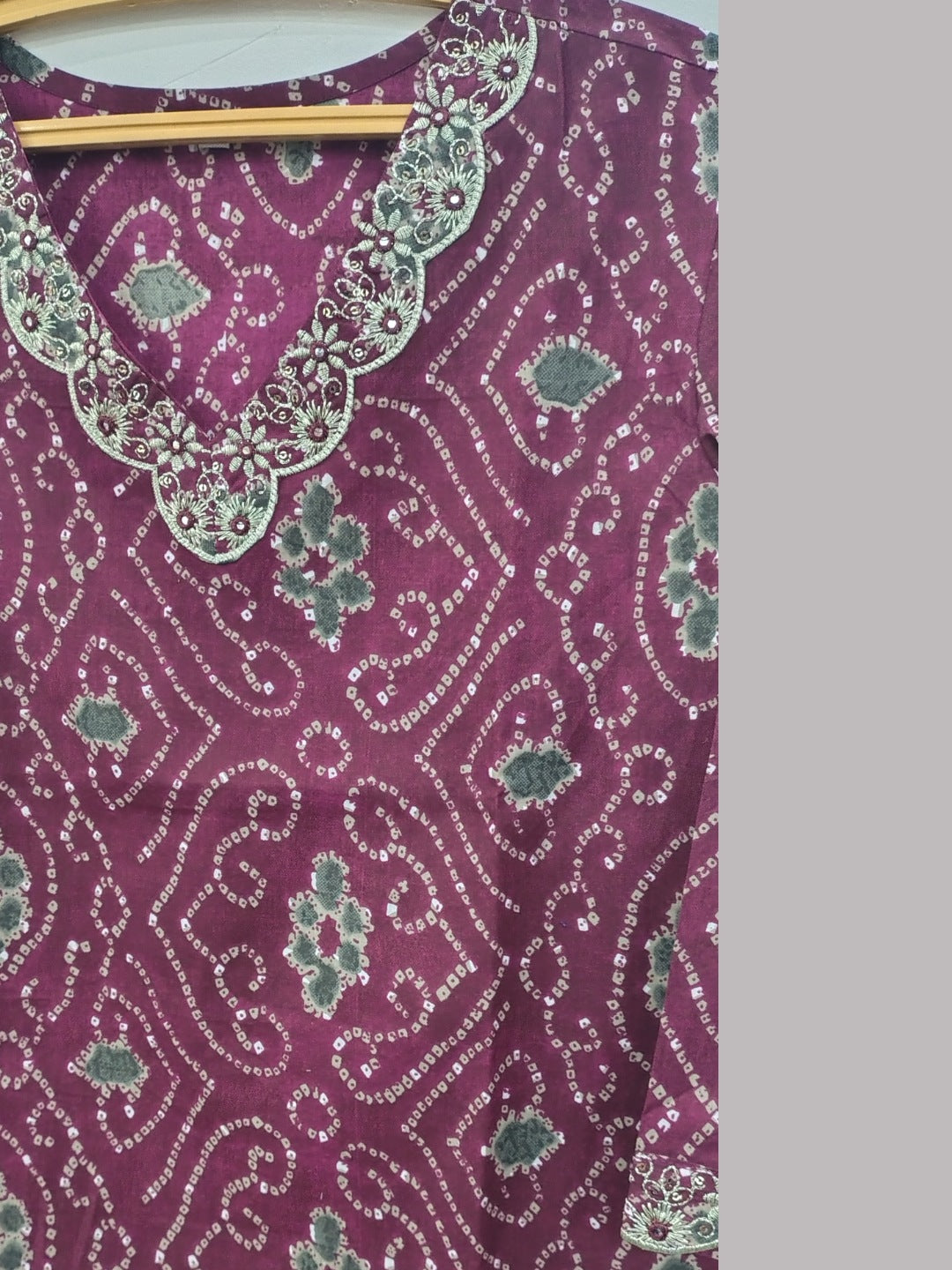 Plum Punch: The "Vibe-Check" Cotton Tunic
