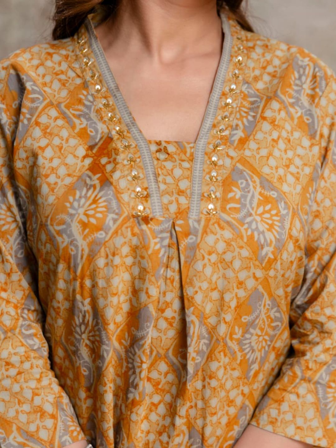 Amber Aura – Luxe Cotton Ethnic Set