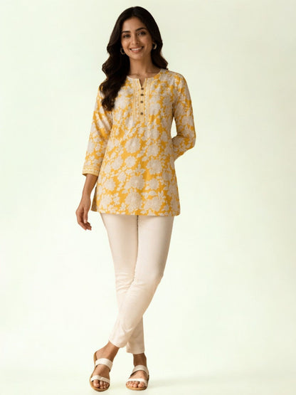 Sunlit Muse Cotton Top
