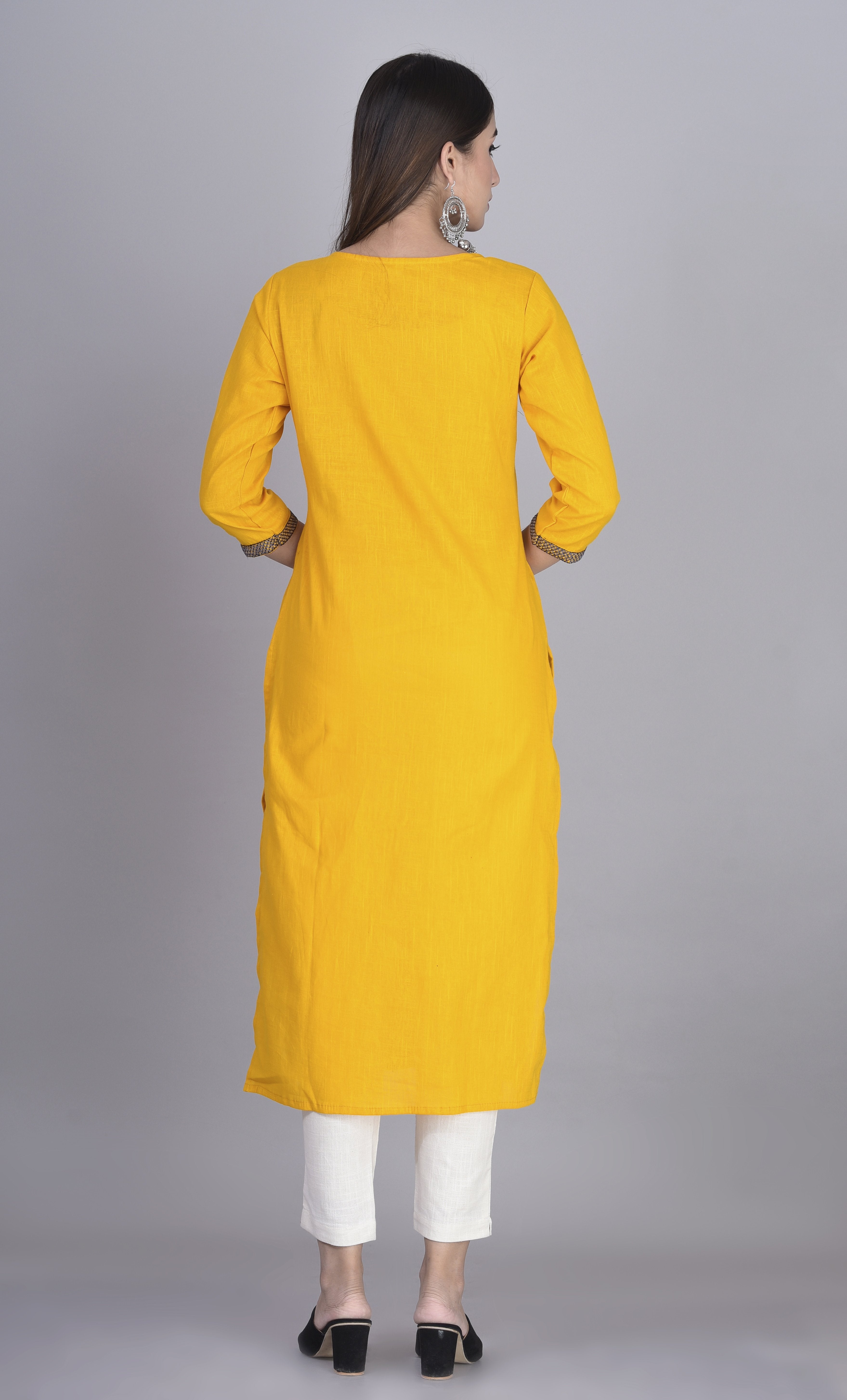 Embellished Rayon Straight Kurti in Yellow : TGW3039