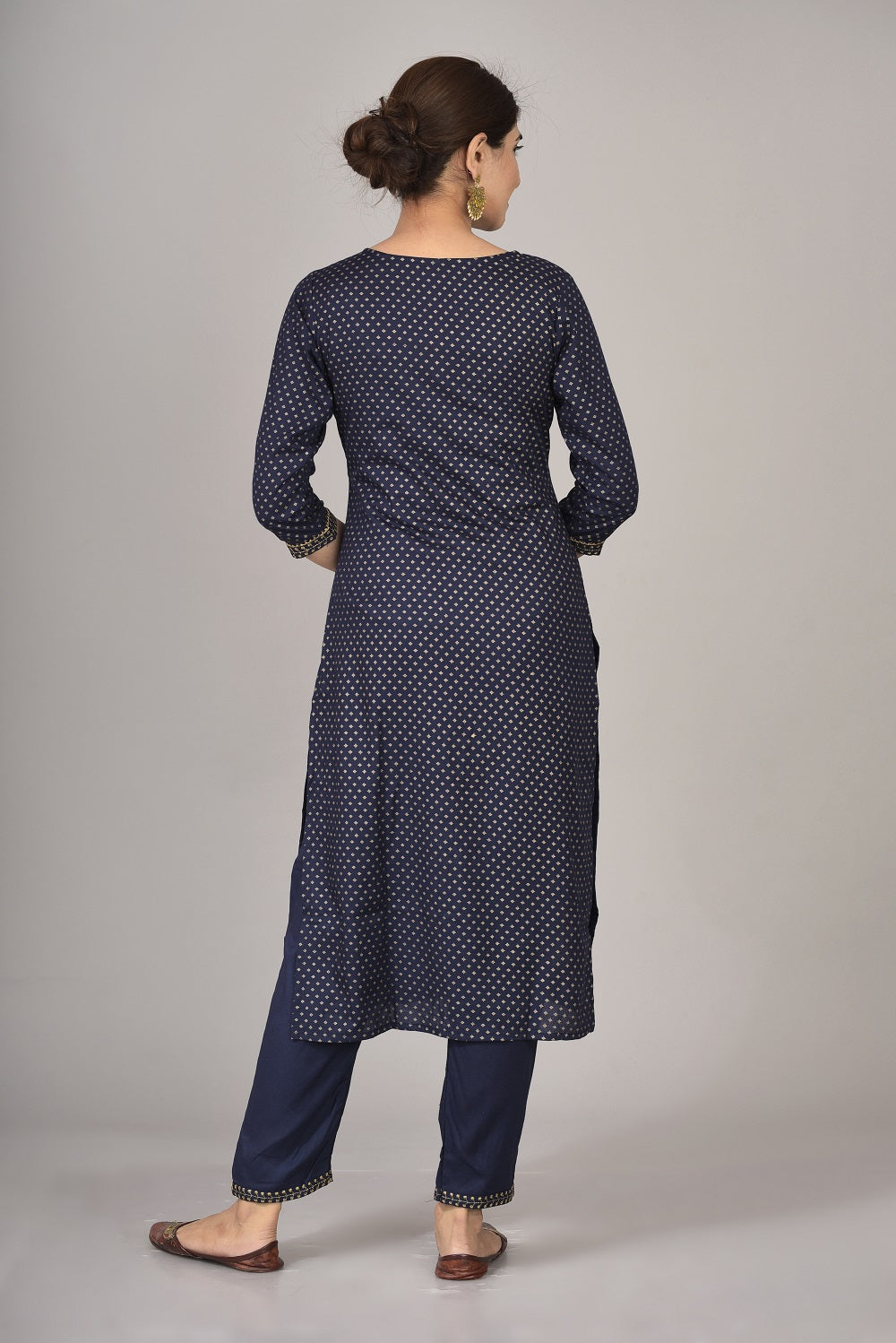 Rayon Thread Embroidered Straight Kurta and Pant Set (Navy)