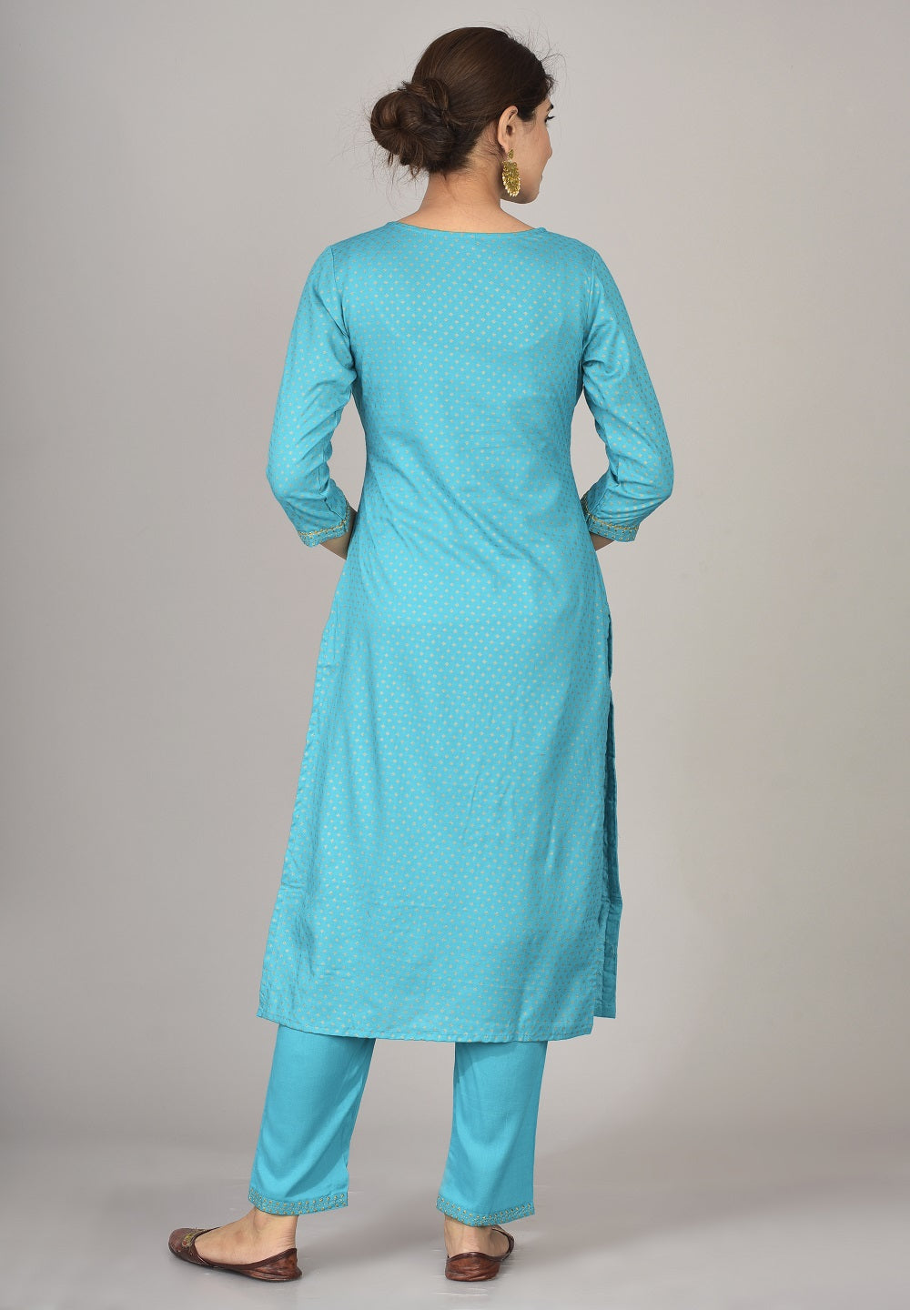 Rayon Thread Embroidered Straight Kurta and Pant Set (Turquoise)